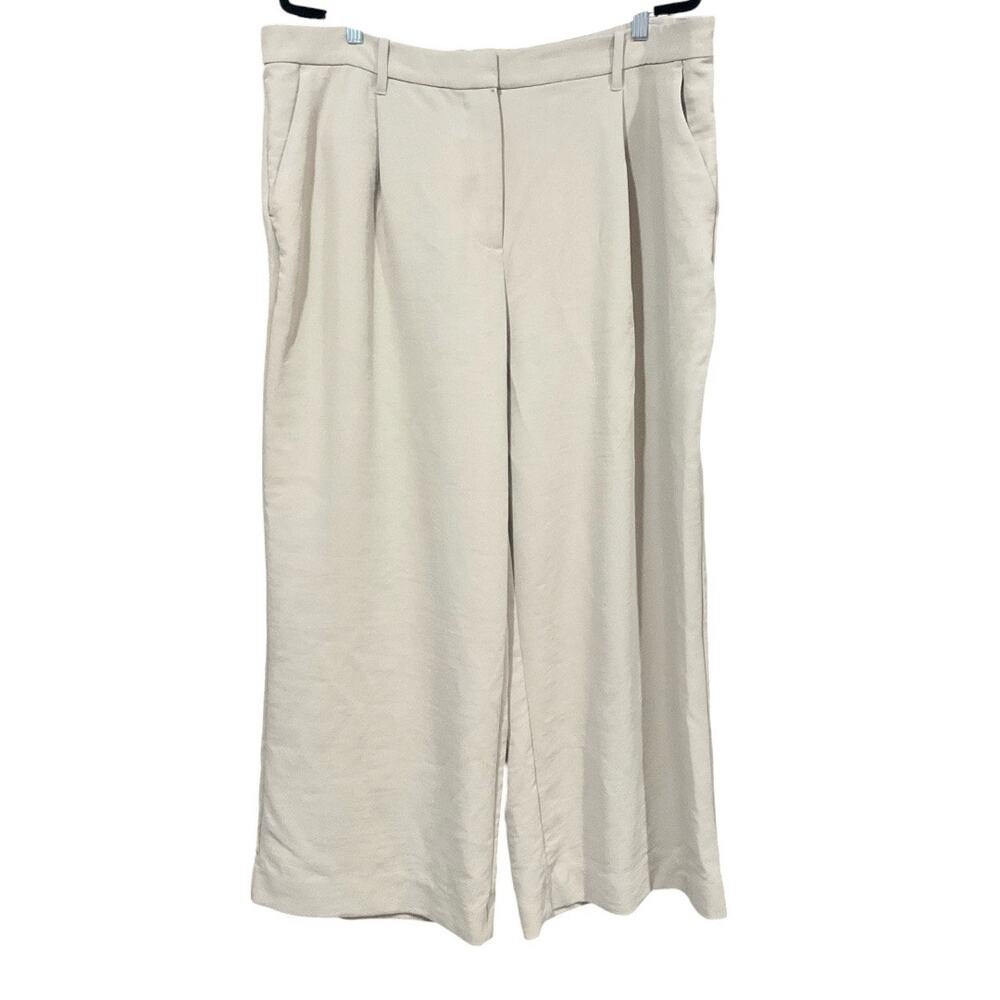 Abercrombie & Fitch Trousers Women 18 Short Beige